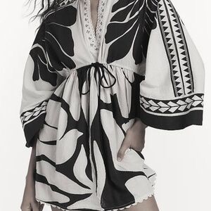 RIC RAC PRINTED KAFTAN IN BLACK - Chic Black and White Tunic with Bold Patterns